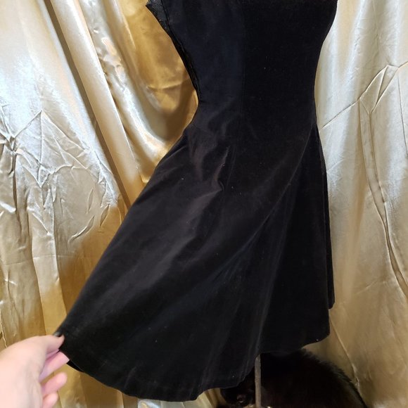 Vintage 90s velvet dress - Picture 4 of 6